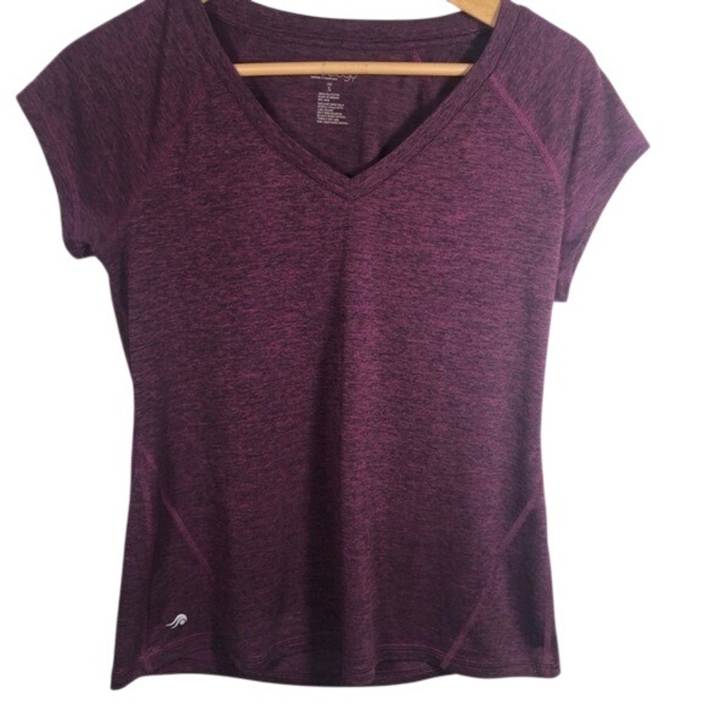 Ideology Basic V-Neck Active Top NWOT Sz Small Pit to Pit 16.5" Length 23"‎